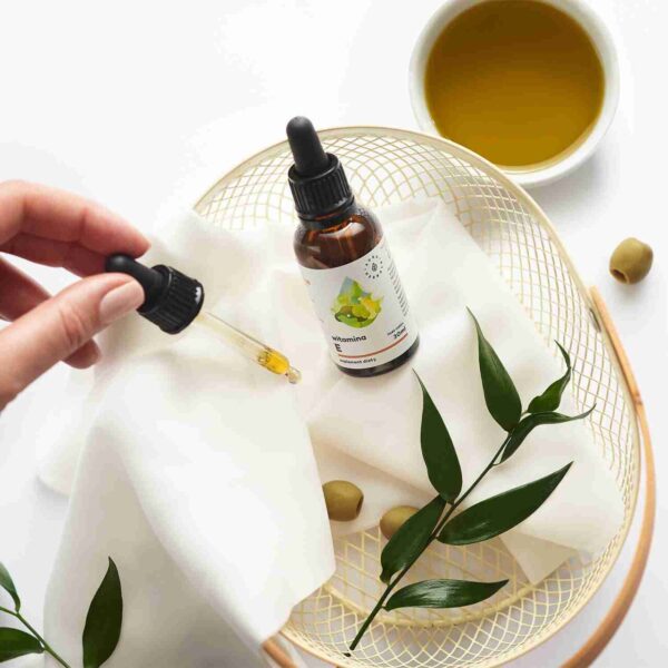 Witamina E ze słonecznika, 12 mg E w kroplach, 30 ml Aura Herbals NaszeNaturalne Witamina E Ze Słonecznika, 12 Mg E W Kroplach, 30 Ml Aura Herbals-3